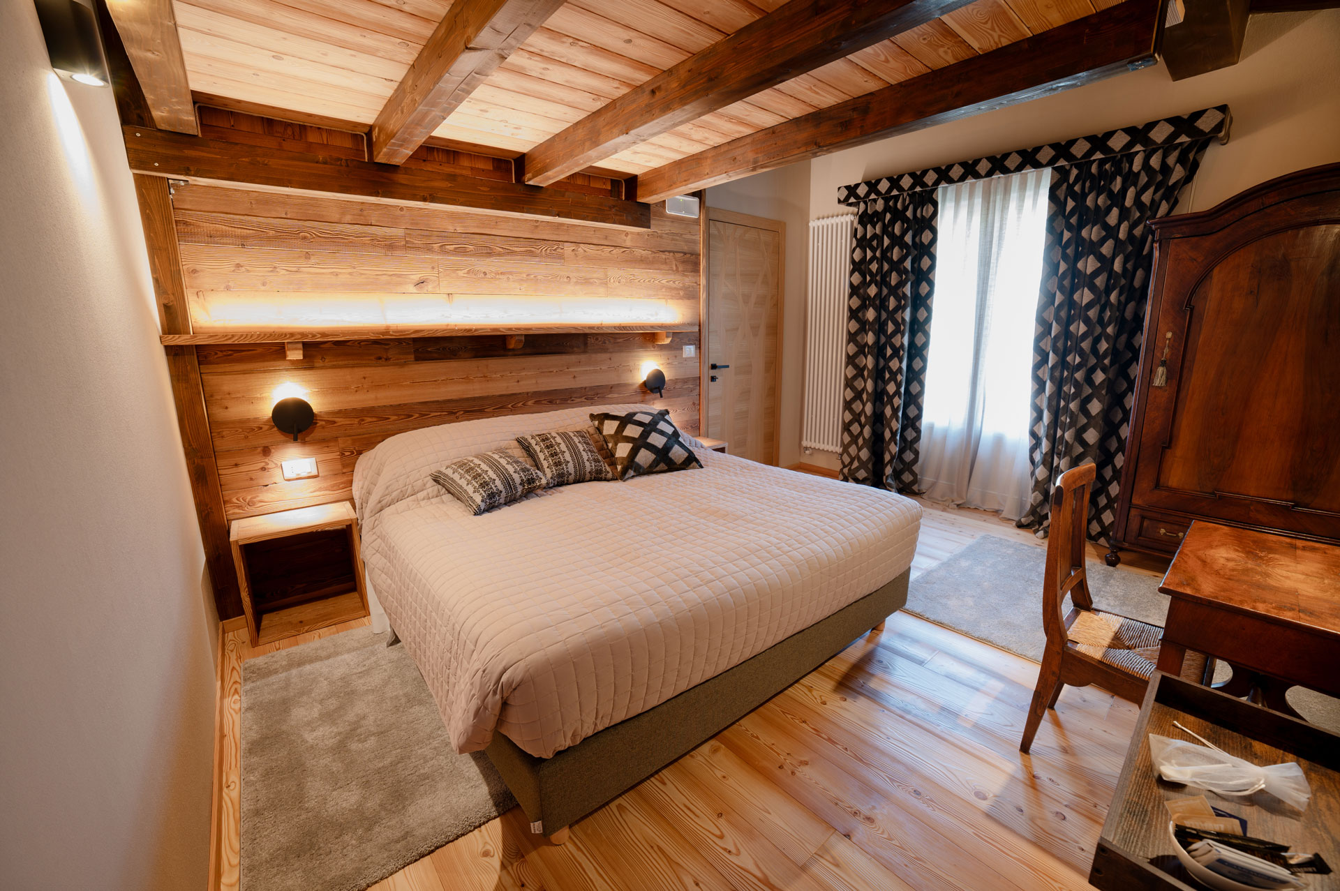 <p>Letto francese, soppalco e balcone panoramico. Ideale per famiglie con bambini o gruppi piccoli</p> Ranuncolo - La Caso d'Elva